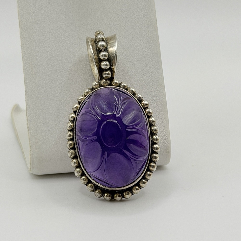 925 Sterling Silver Carved Amethyst Domed Flower Pendant Vintage Purple Garden